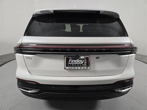 White Platinum Clearcoat Metallic 2026 Lincoln Nautilus Premiere