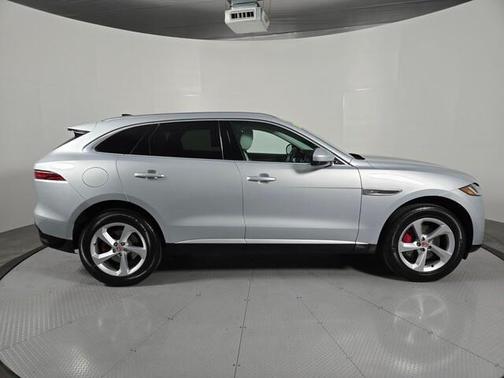 Hakuba Silver 2023 Jaguar F-PACE S