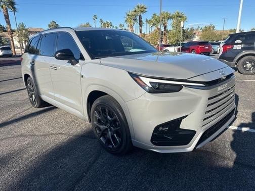 2024 Lexus TX 500h Luxury