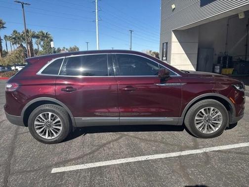 2022 Lincoln Nautilus Standard