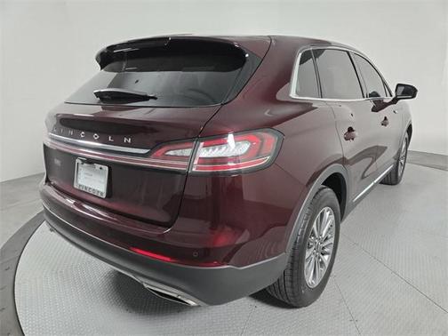 2022 Lincoln Nautilus Standard