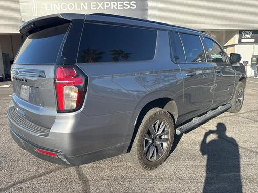 2022 Chevrolet Suburban Z71