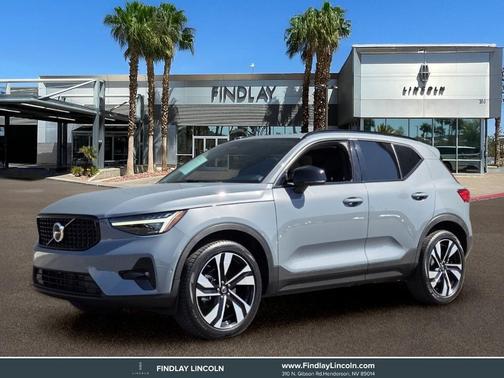 Thunder Gray Metallic 2023 Volvo XC40 B5 Ultimate Dark Theme