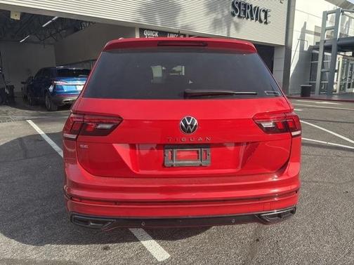2024 Volkswagen Tiguan 2.0T SE R-Line Black