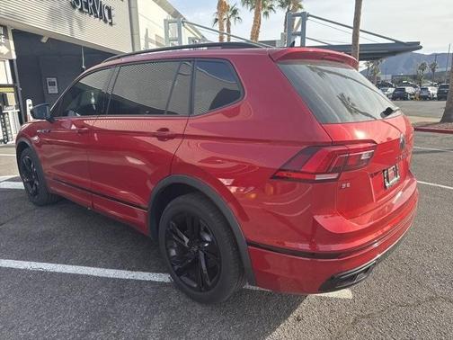 2024 Volkswagen Tiguan 2.0T SE R-Line Black