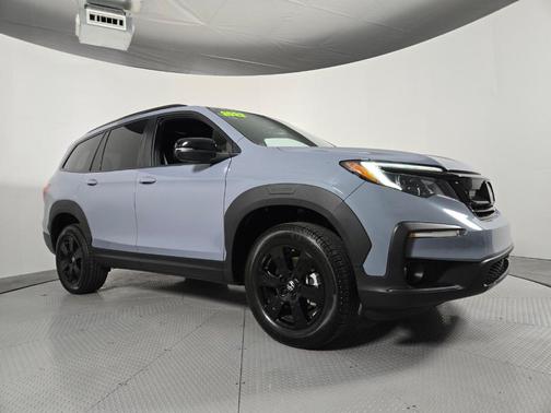 Sonic Gray Pearl 2022 Honda Pilot TrailSport