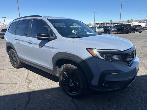 Sonic Gray Pearl 2022 Honda Pilot TrailSport