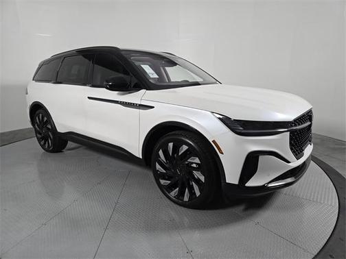 2025 Lincoln Nautilus Reserve