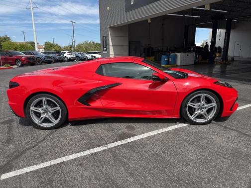 2025 Chevrolet Corvette Stingray w/3LT