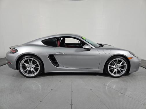 GT Silver Metallic 2017 Porsche 718 Cayman Base