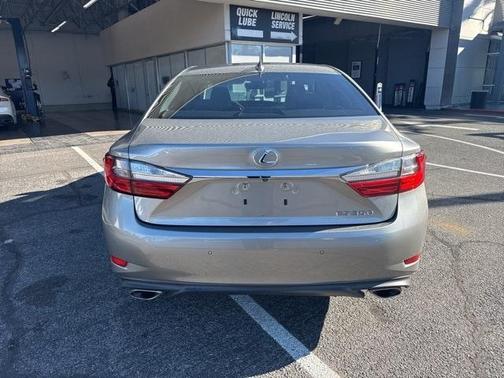 2017 Lexus ES 350 Base