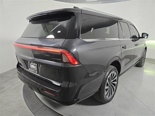 2026 Lincoln Navigator L Black Label