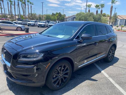 Infinite Black Metallic 2022 Lincoln Nautilus Reserve