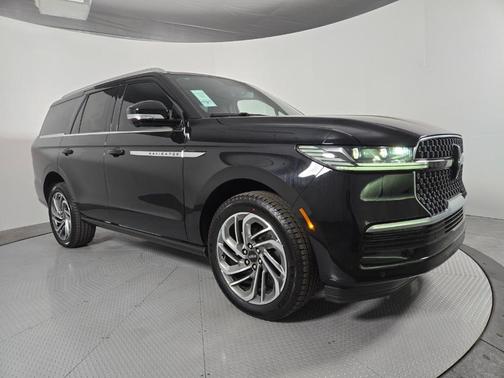 Black 2026 Lincoln Navigator Reserve