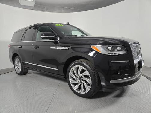 2024 Lincoln Navigator Premiere