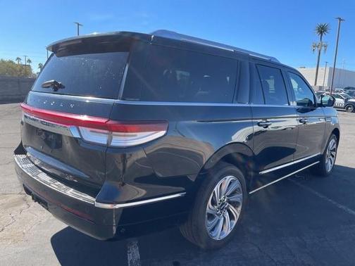 2024 Lincoln Navigator L Premiere