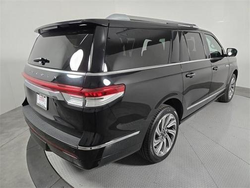 2024 Lincoln Navigator L Premiere