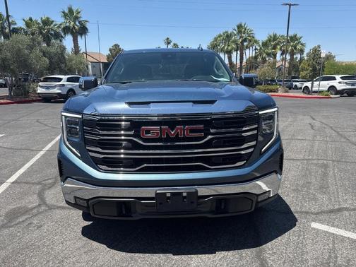 Metallic 2024 GMC Sierra 1500 SLT