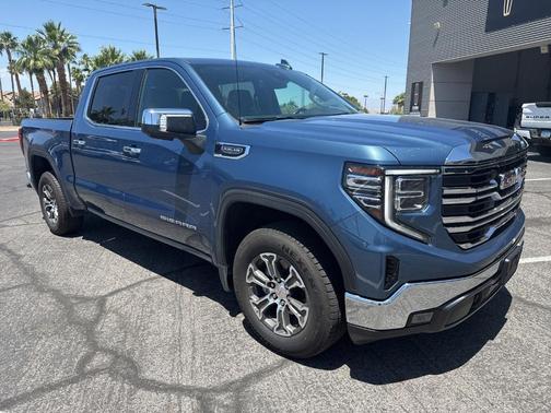 Metallic 2024 GMC Sierra 1500 SLT