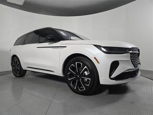 2026 Lincoln Nautilus Reserve