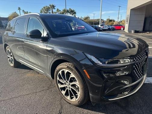 2024 Lincoln Nautilus Reserve