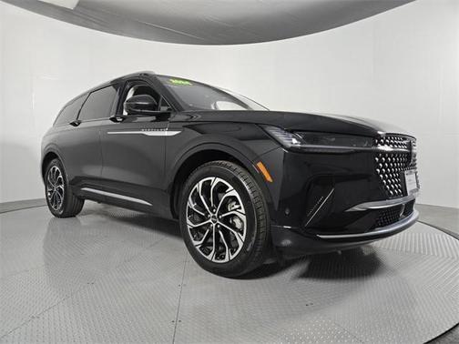 2024 Lincoln Nautilus Reserve