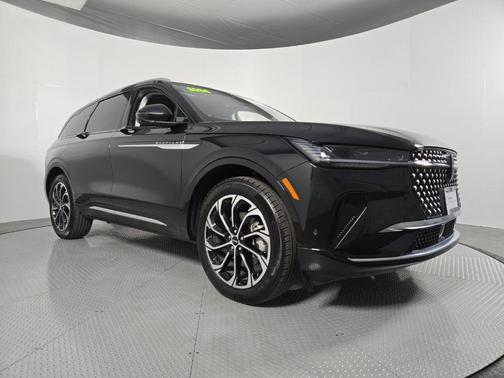 2024 Lincoln Nautilus Reserve