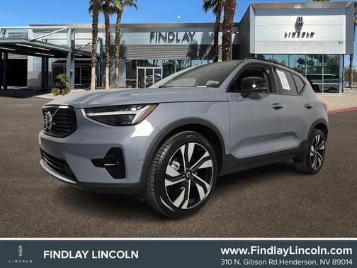 Thunder Gray Metallic 2023 Volvo XC40 B5 Ultimate Dark Theme