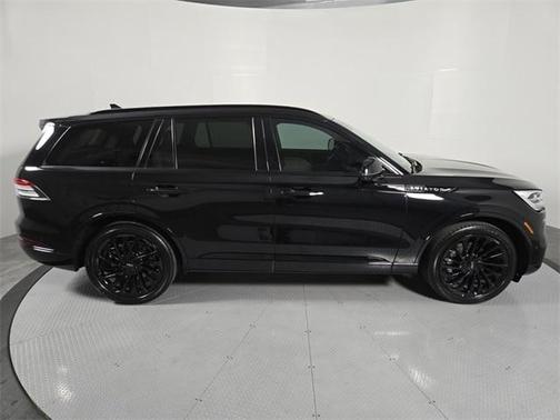 2022 Lincoln Aviator Reserve AWD