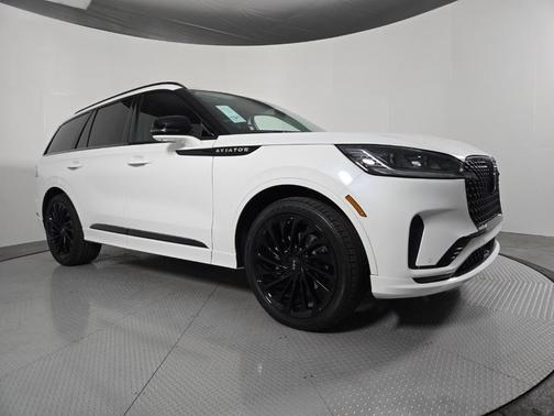 White 2026 Lincoln Aviator Reserve AWD