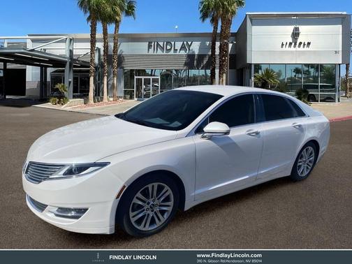White Platinum Tri-Coat Metallic 2016 Lincoln MKZ Base