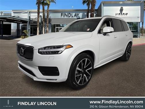 2022 Volvo XC90 T6 Momentum 7 Passenger