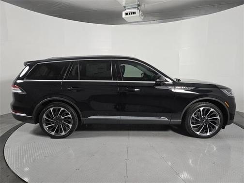Infinite Black Metallic 2026 Lincoln Aviator Reserve AWD