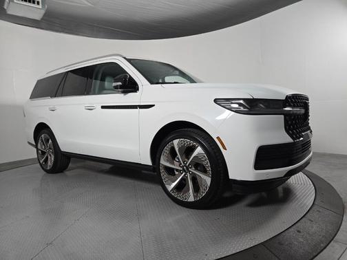 Pristine White 2027 Lincoln Navigator Black Label