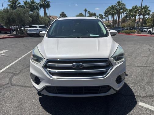 White Platinum Tri-Coat Metallic 2017 Ford Escape Titanium