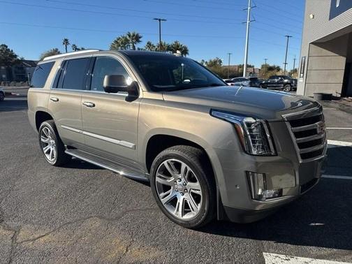 2019 Cadillac Escalade Luxury