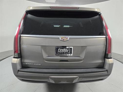 2019 Cadillac Escalade Luxury