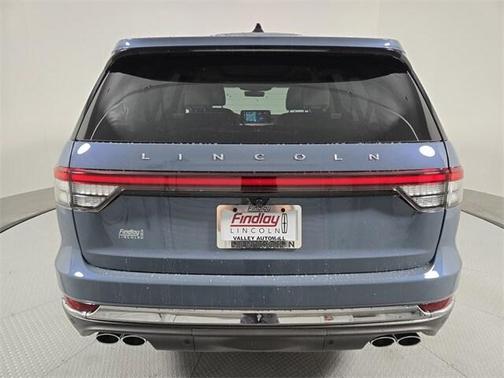 Whisper White 2026 Lincoln Aviator Premiere