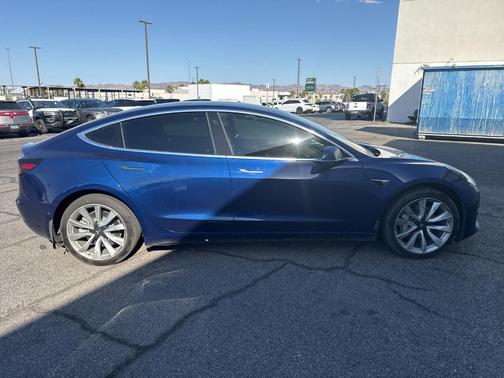 Deep Blue Metallic 2019 Tesla Model 3 Standard Range Plus