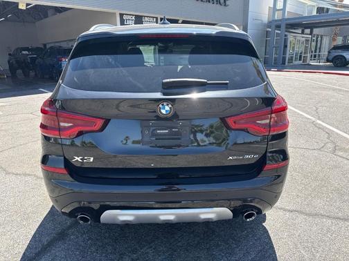 Black Sapphire Metallic 2021 BMW X3 PHEV xDrive30e