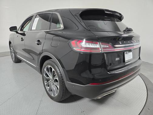 Infinite Black Metallic 2022 Lincoln Nautilus Reserve