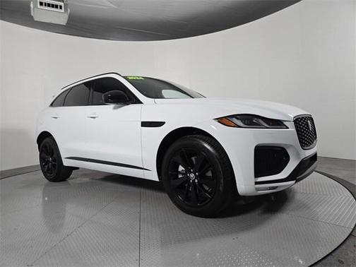 2024 Jaguar F-PACE P250 R-Dynamic S