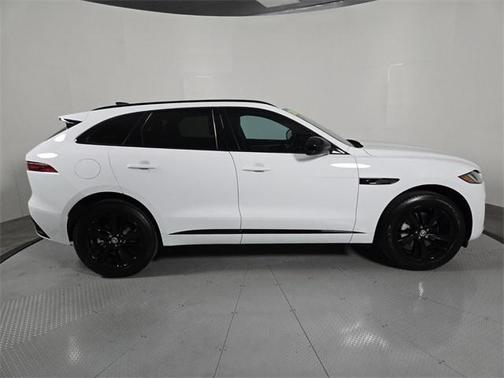 2024 Jaguar F-PACE P250 R-Dynamic S