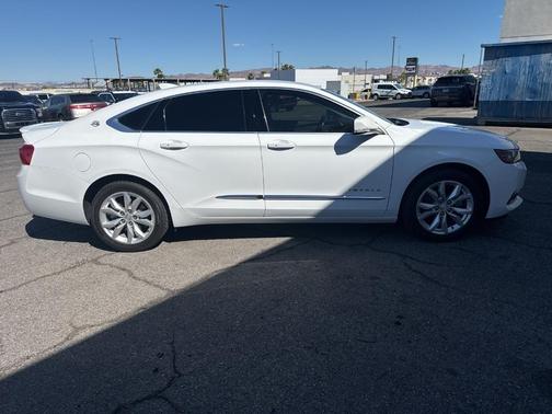 Summit White 2019 Chevrolet Impala 1LT