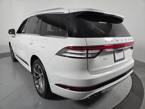 Pristine White 2023 Lincoln Aviator Grand Touring