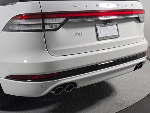 Pristine White 2023 Lincoln Aviator Grand Touring