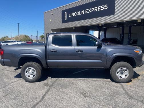 2022 Toyota Tacoma SR
