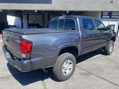 2022 Toyota Tacoma SR