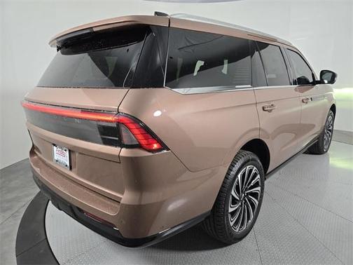 2025 Lincoln Navigator Black Label