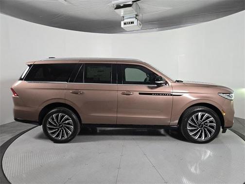 2025 Lincoln Navigator Black Label